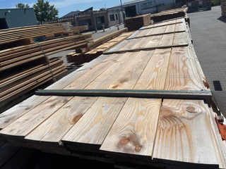 Ca. 24x Douglas Zweeds Rabat, 26x190mm, lengte 500cm